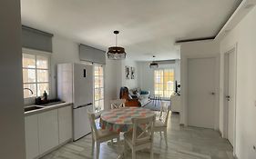 Fabuloso Apartamento A 50M De Playa Centrico